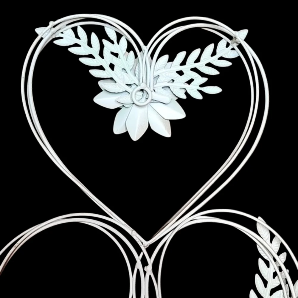 Hobby Lobby Pastel Green & Blue Succulents 3 Heart Wall Decor New with Tags